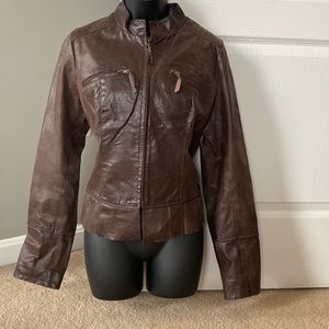 Stylish leather jacket from Arden B